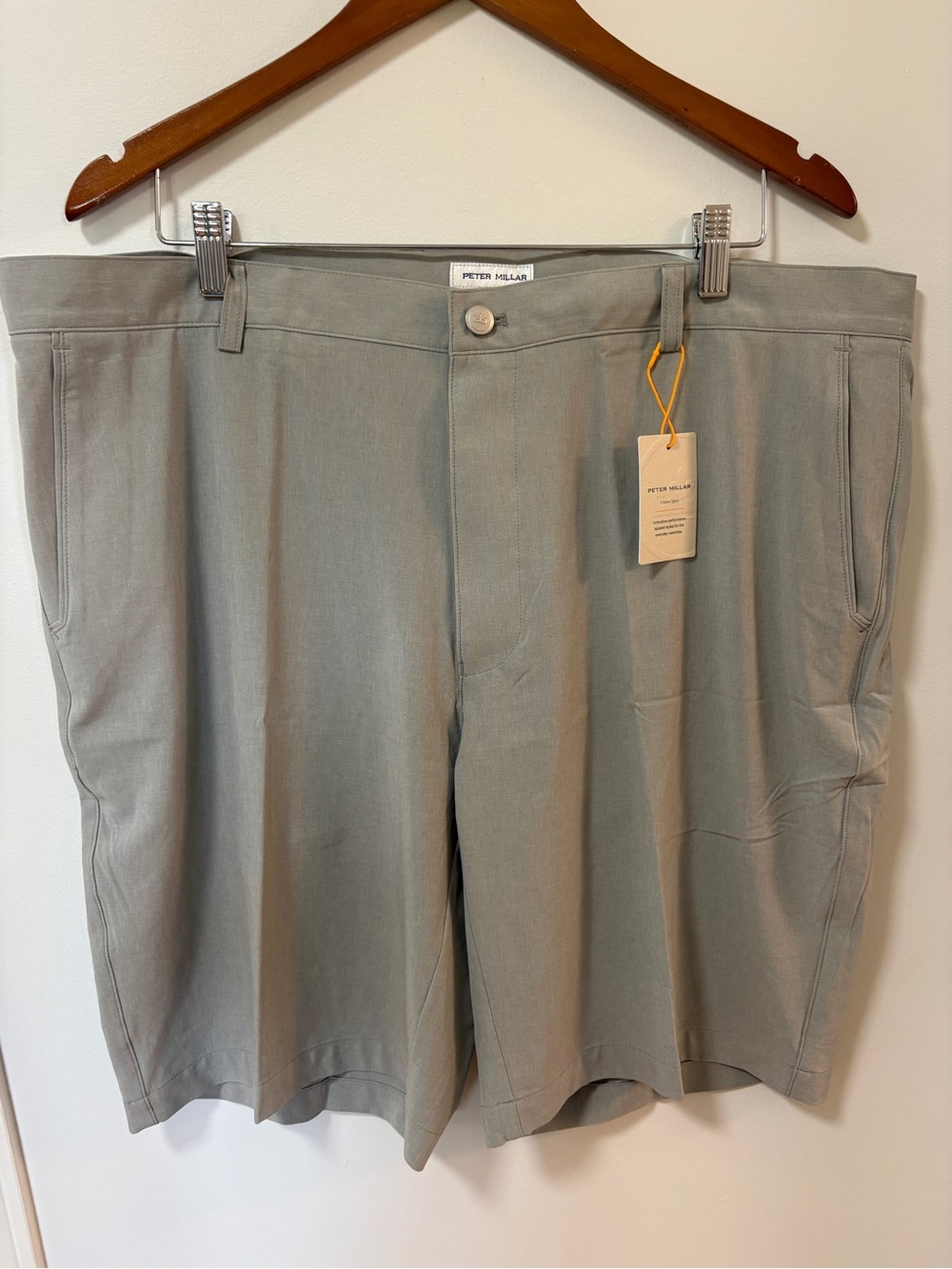 NEW Peter Millar Shorts Crown Sport Men’s Size 40 Grey Wicking Chino Casual Golf